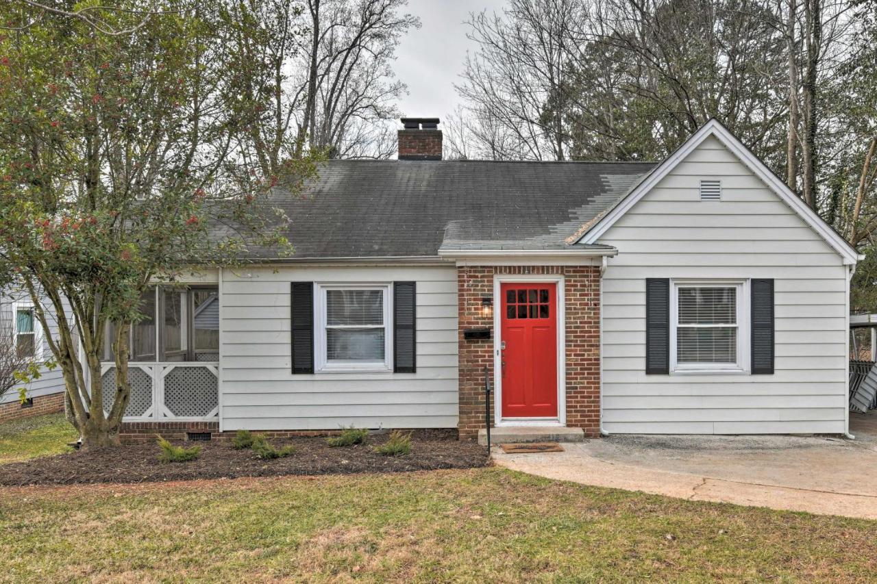 Charlotte Area Cottage About 4 Mi To Downtown! Exterior photo